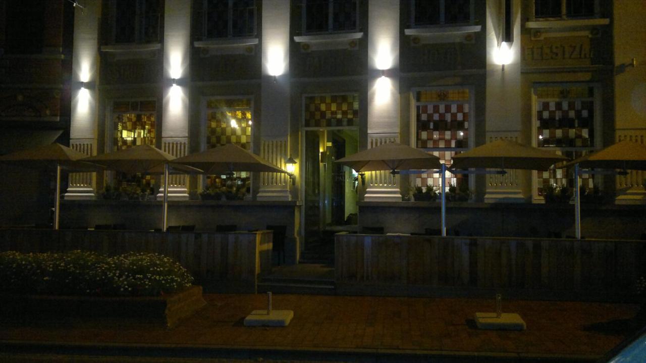 Hotel Palace Poperinge Exterior photo
